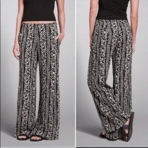 2FOR$30 Abercrombie & Fitch Floral Wide Leg Pant